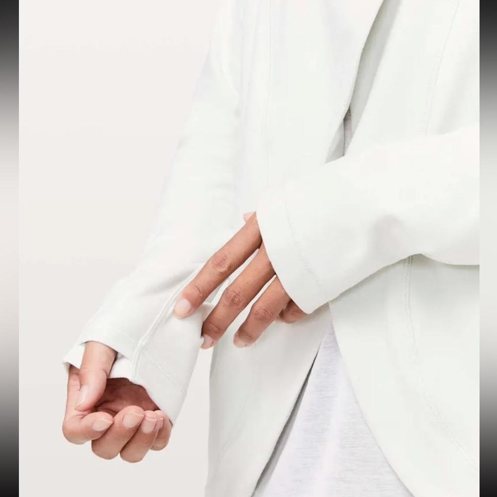 Lululemon Rulu Rally Wrap - Picture 4 of 10